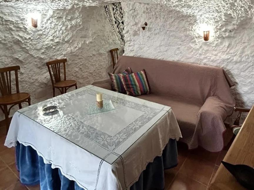 הוילה Pegalajar Casa/Cueva El Cigarrillo מראה חיצוני תמונה