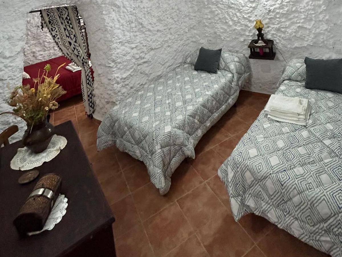 הוילה Pegalajar Casa/Cueva El Cigarrillo מראה חיצוני תמונה