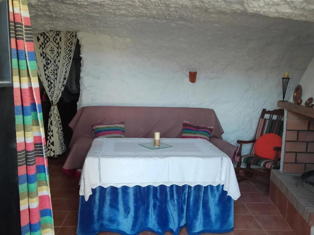 הוילה Pegalajar Casa/Cueva El Cigarrillo מראה חיצוני תמונה