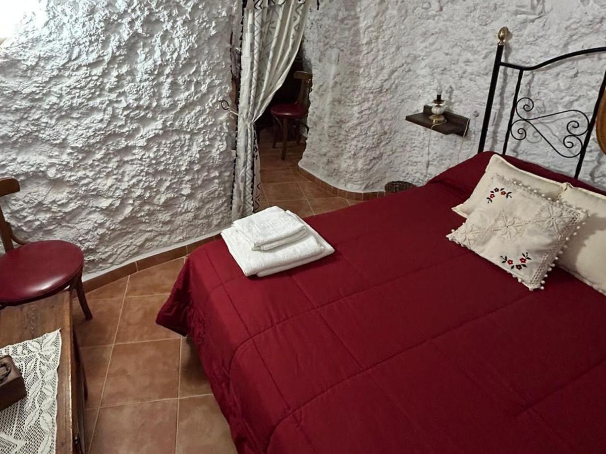 הוילה Pegalajar Casa/Cueva El Cigarrillo מראה חיצוני תמונה