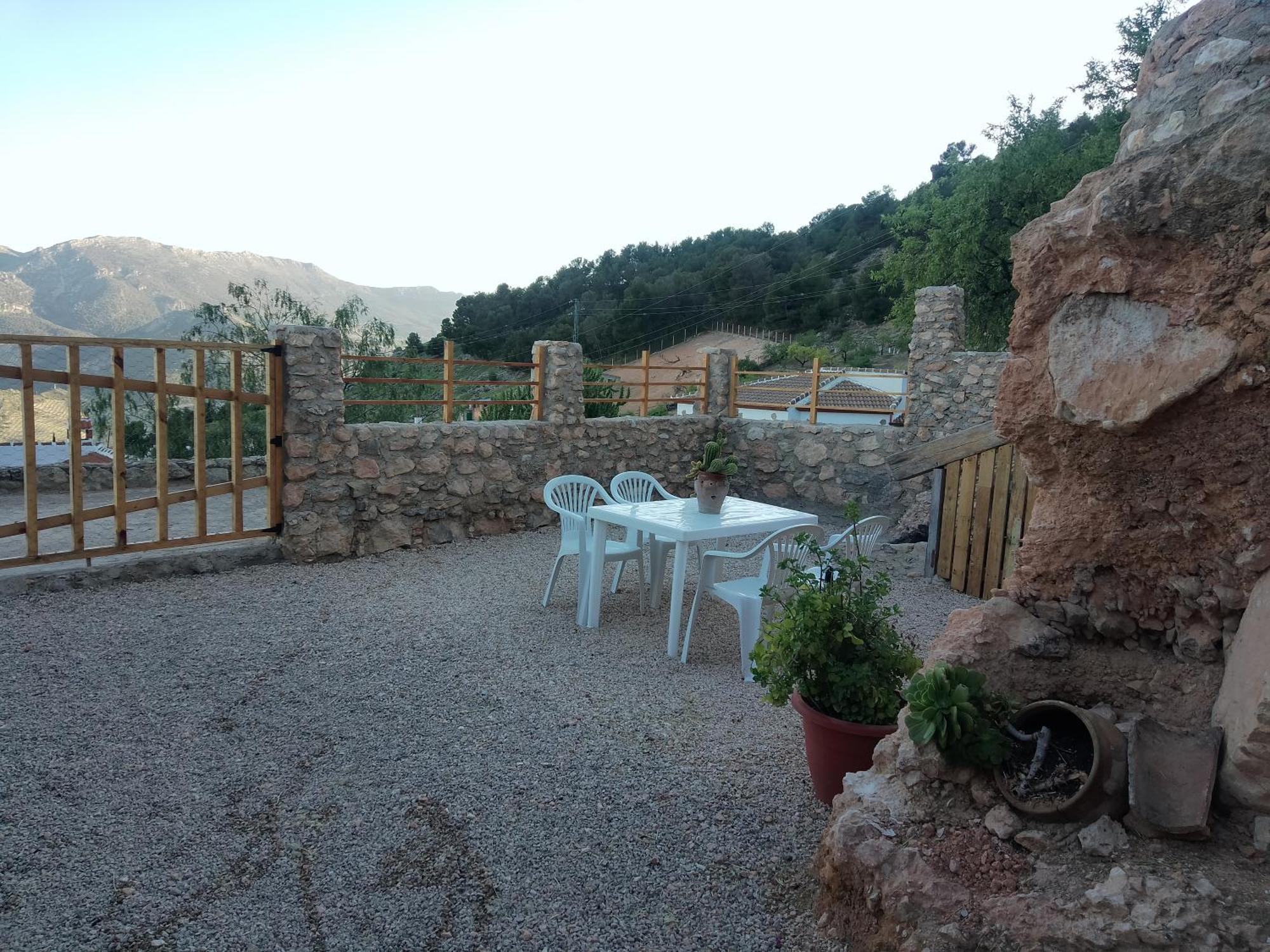 הוילה Pegalajar Casa/Cueva El Cigarrillo מראה חיצוני תמונה